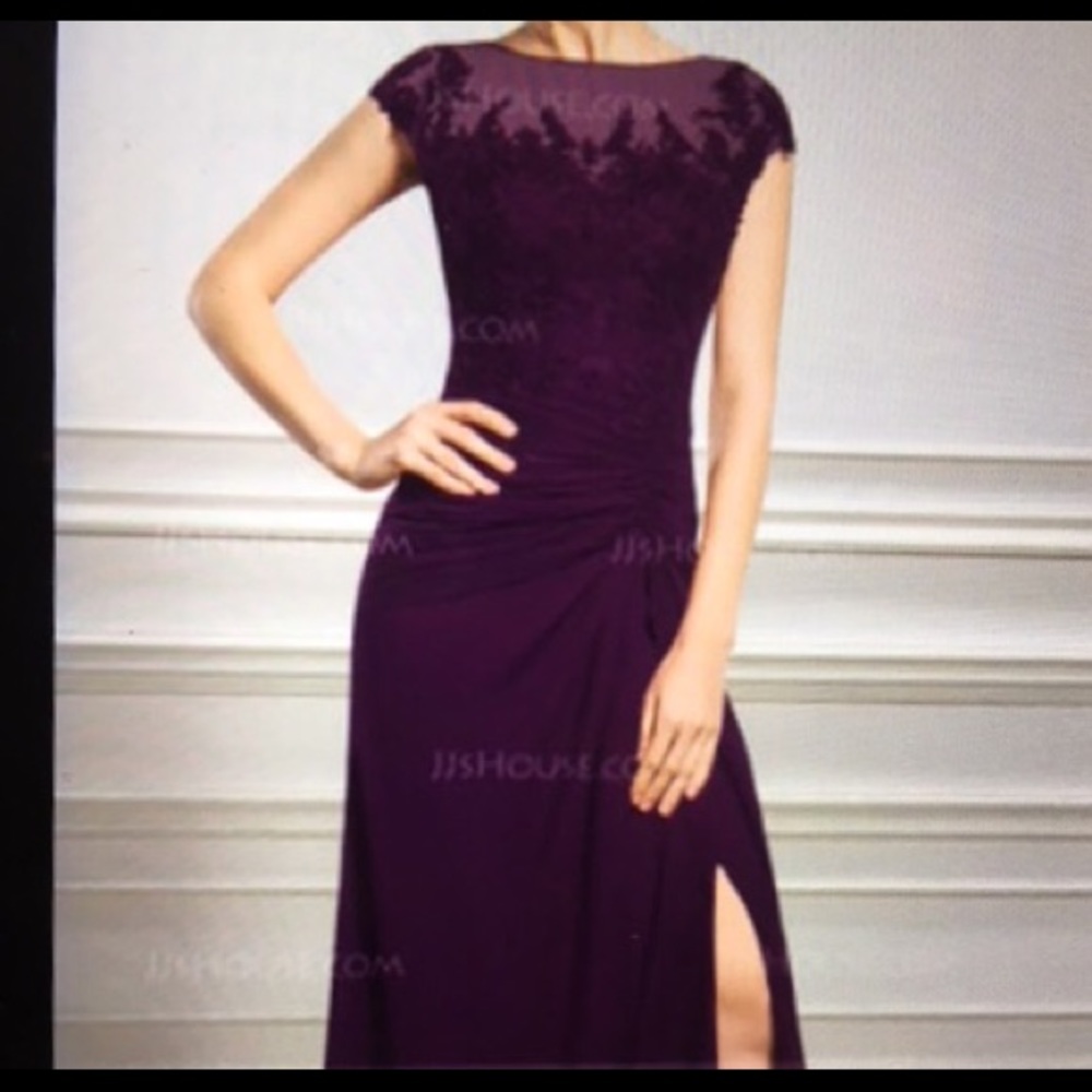 JJ’s House Mother of the Bride gown